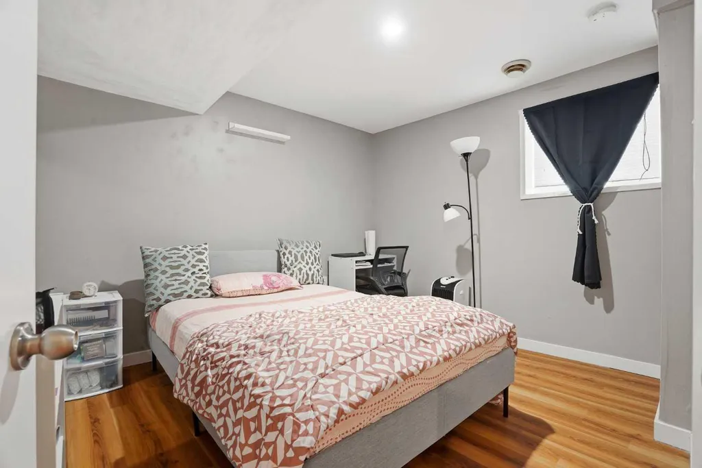720 69 Avenue SW Calgary AB T2V 0P2