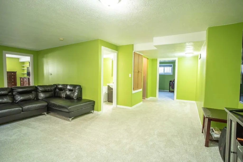 10415 106 Street High Level AB T0H 1Z0