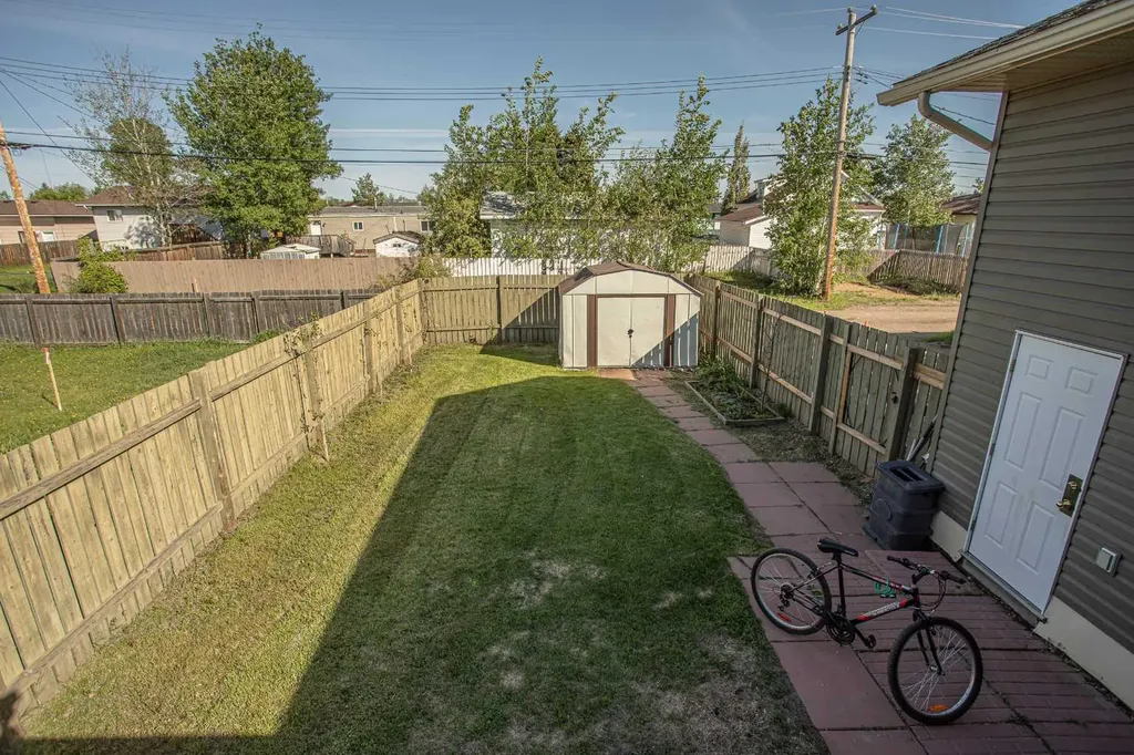 10415 106 Street High Level AB T0H 1Z0