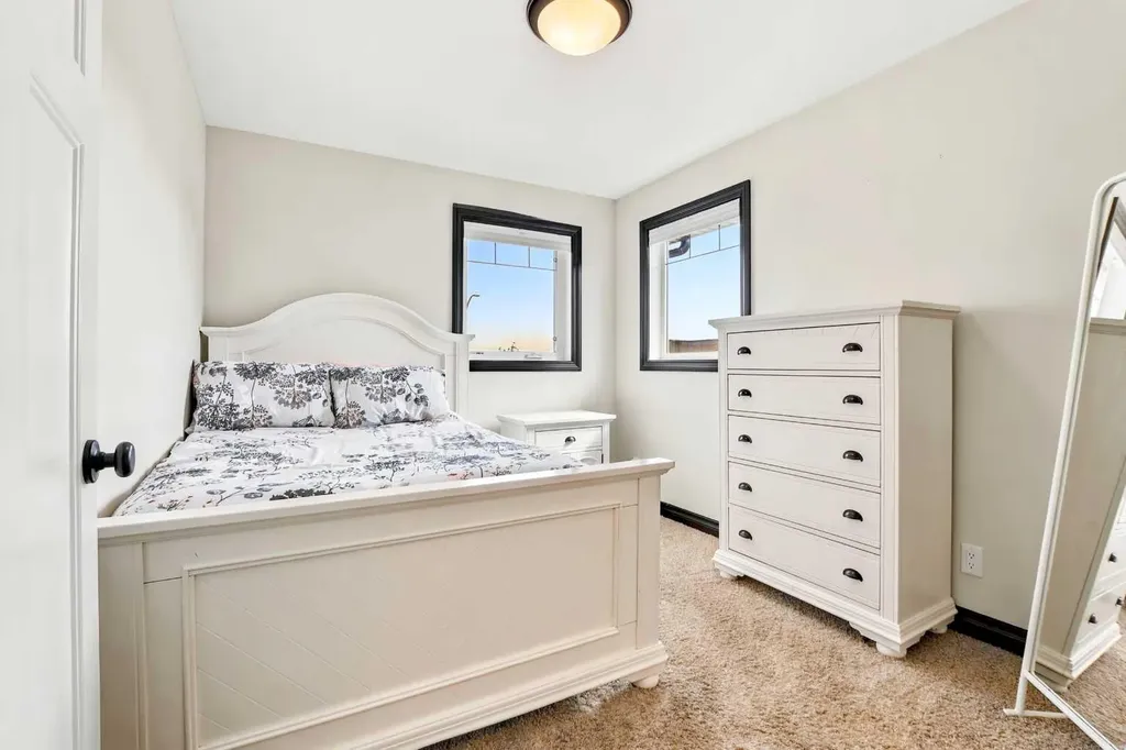 43 Thompson Crescent Red Deer AB T4P 0R9