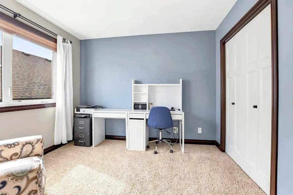 43 Thompson Crescent Red Deer AB T4P 0R9