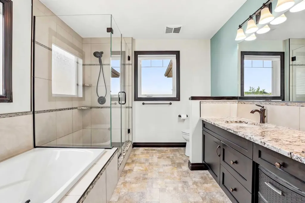 43 Thompson Crescent Red Deer AB T4P 0R9