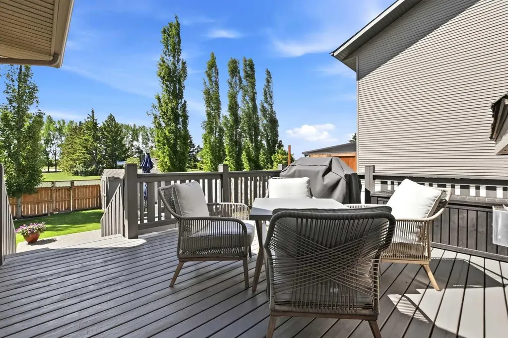 43 Thompson Crescent Red Deer AB T4P 0R9