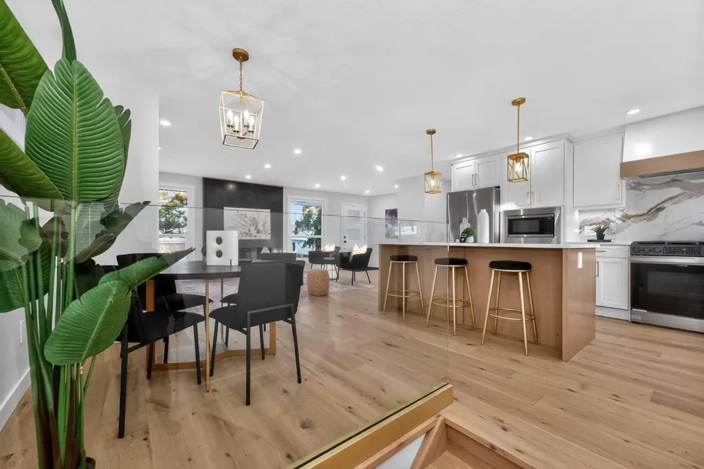 12031 Candiac Road SW Calgary AB T2W1L1