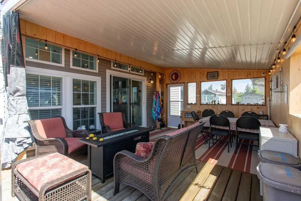 10046 Township Road 422 Rural Ponoka County AB T4J 1V9