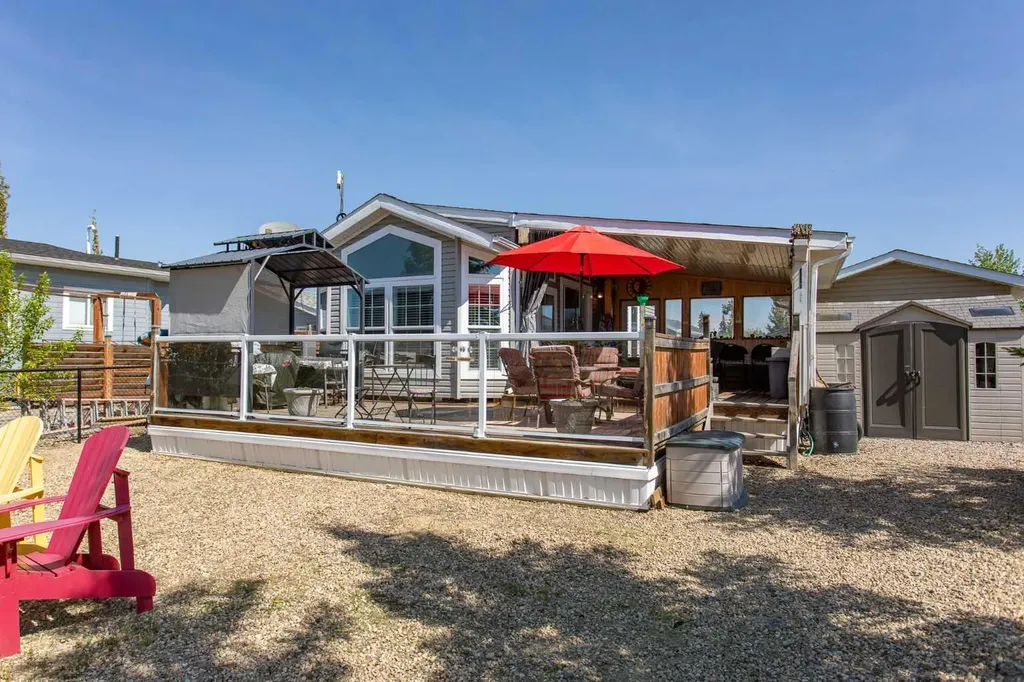 10046 Township Road 422 Rural Ponoka County AB T4J 1V9