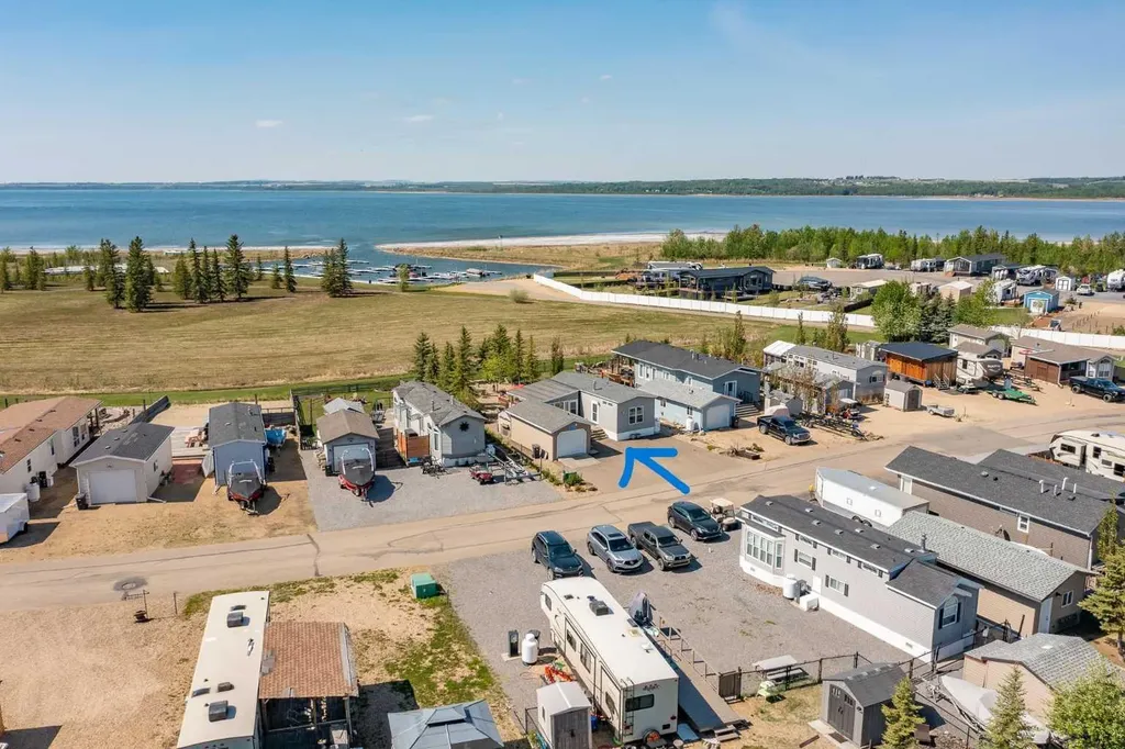 10046 Township Road 422 Rural Ponoka County AB T4J 1V9