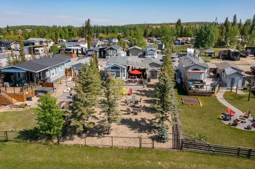 10046 Township Road 422 Rural Ponoka County AB T4J 1V9