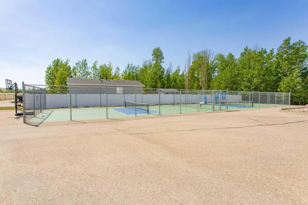 10046 Township Road 422 Rural Ponoka County AB T4J 1V9