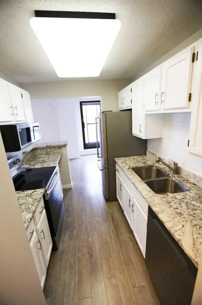 8604 48 Avenue NW Calgary AB T3B 5E6