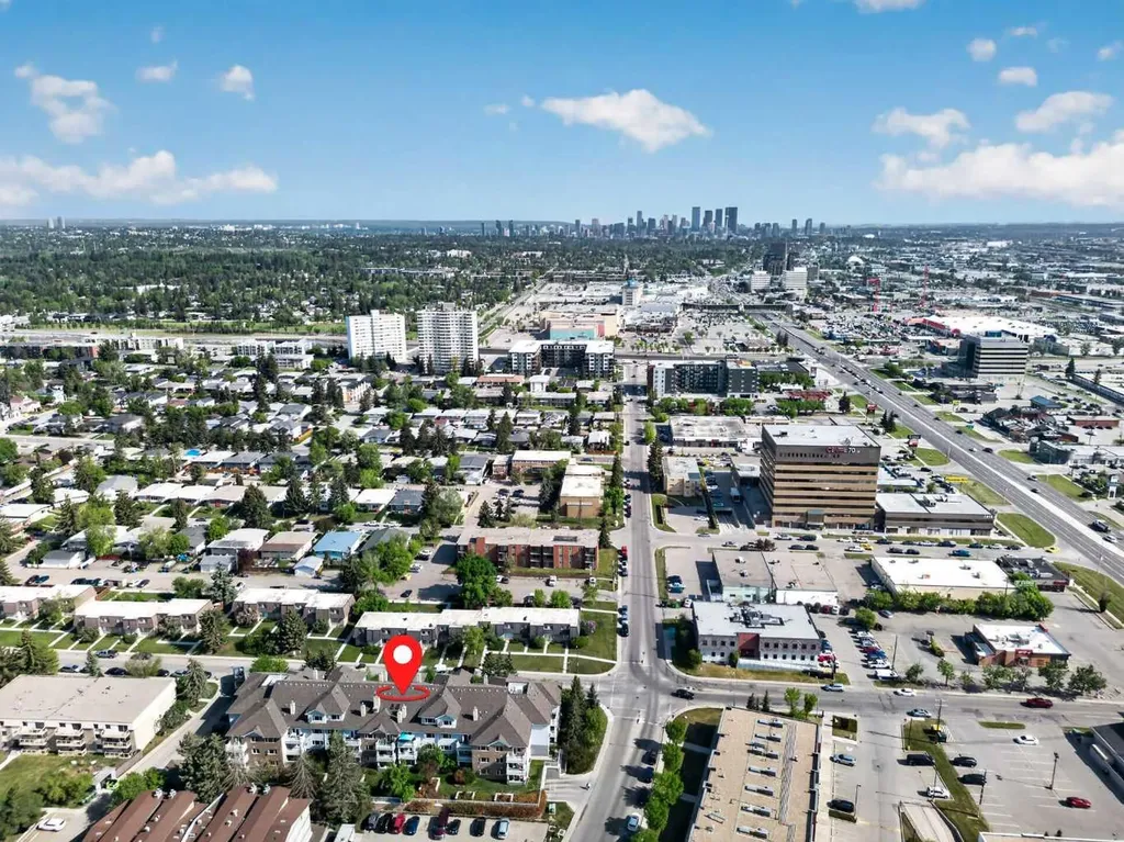 790 Kingsmere Crescent SW Calgary AB T2V 2H8
