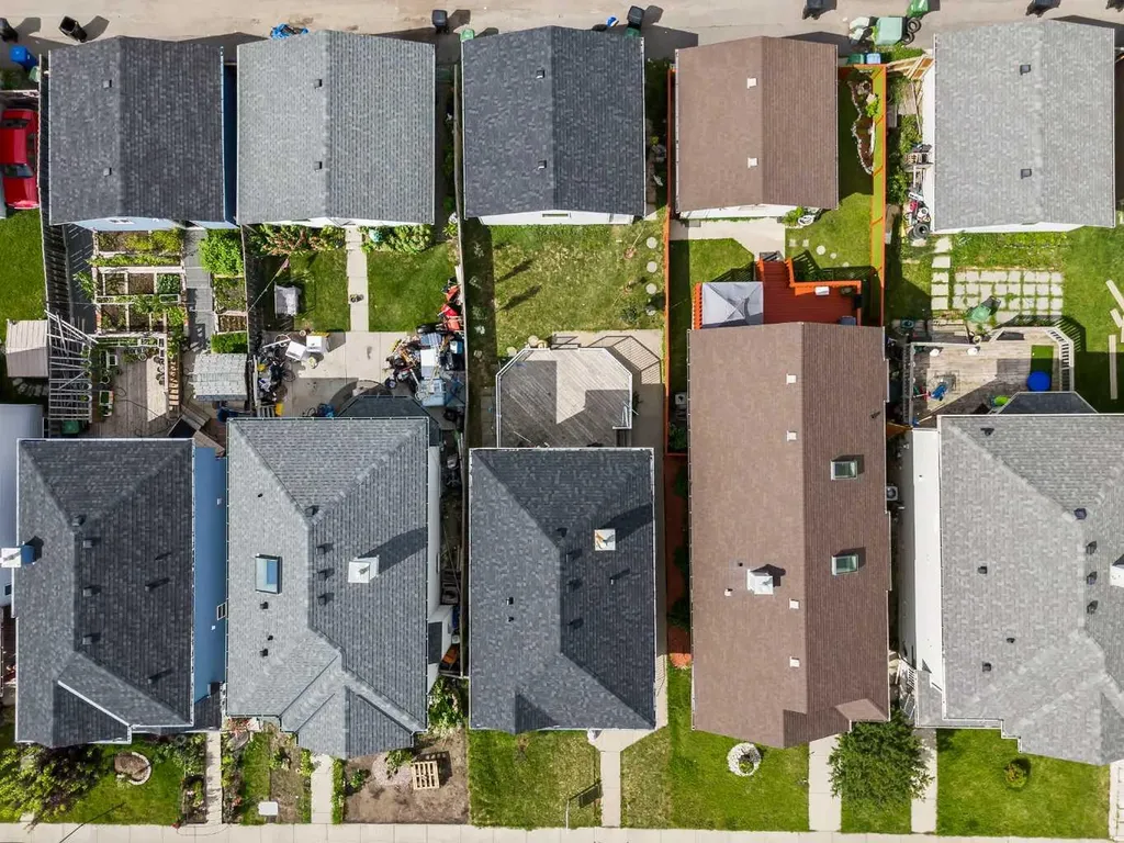 78 Tarington Place NE Calgary AB T3J 4X4