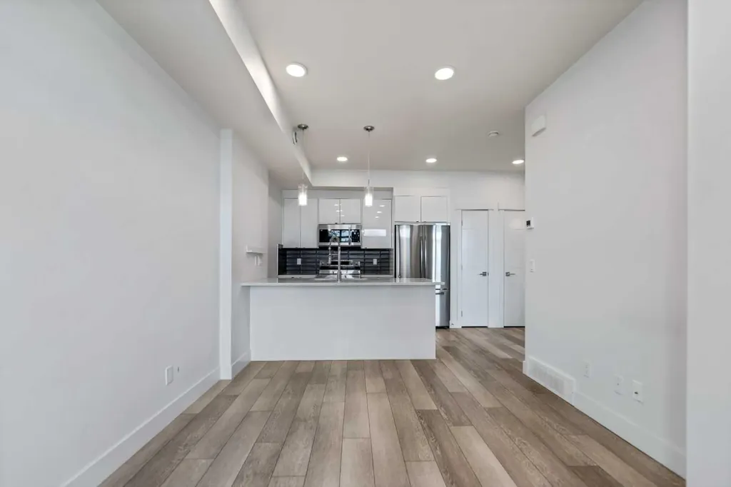 19645 48 Street SE Calgary AB T3M 3T9
