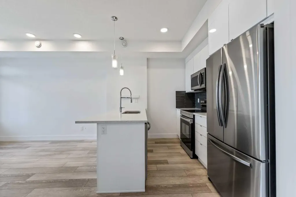 19645 48 Street SE Calgary AB T3M 3T9