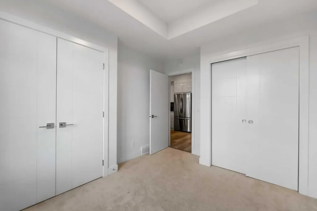 19645 48 Street SE Calgary AB T3M 3T9