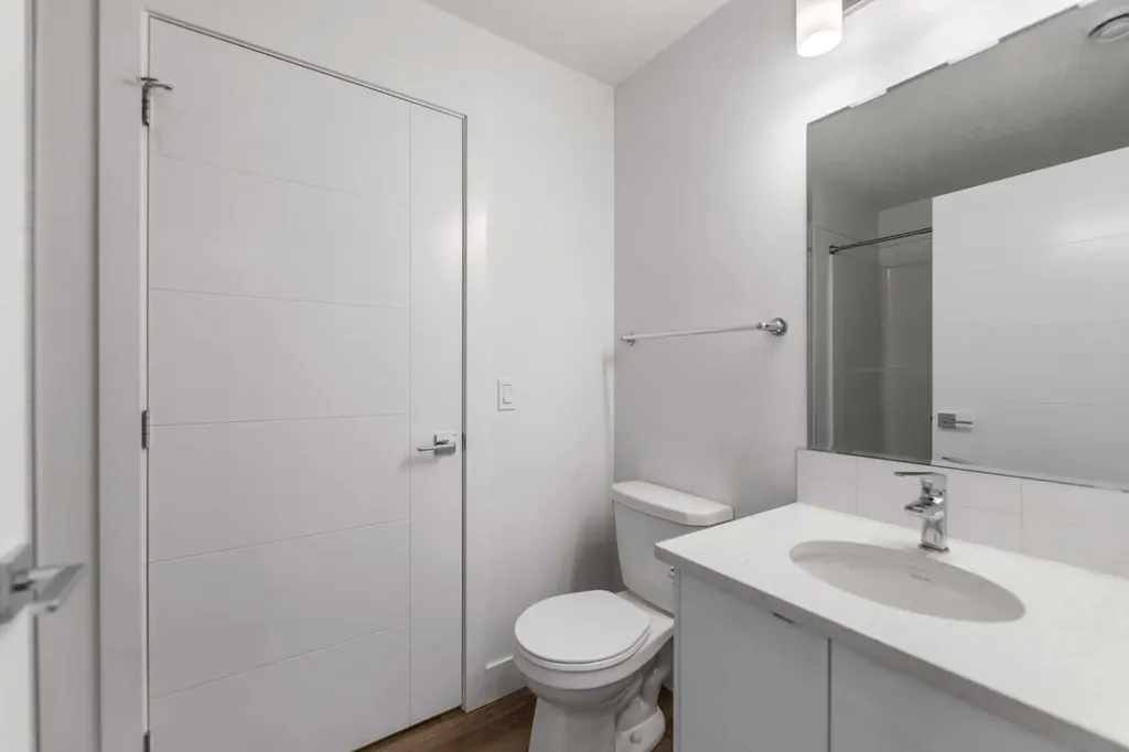 19645 48 Street SE Calgary AB T3M 3T9