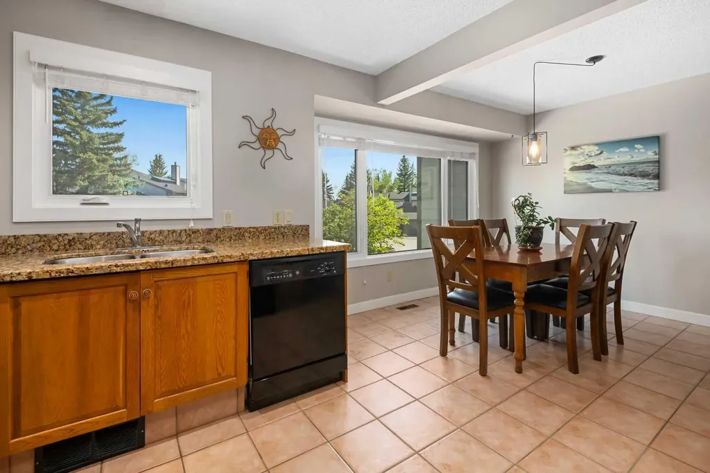 185 Woodridge Drive SW Calgary AB T2W 3X7
