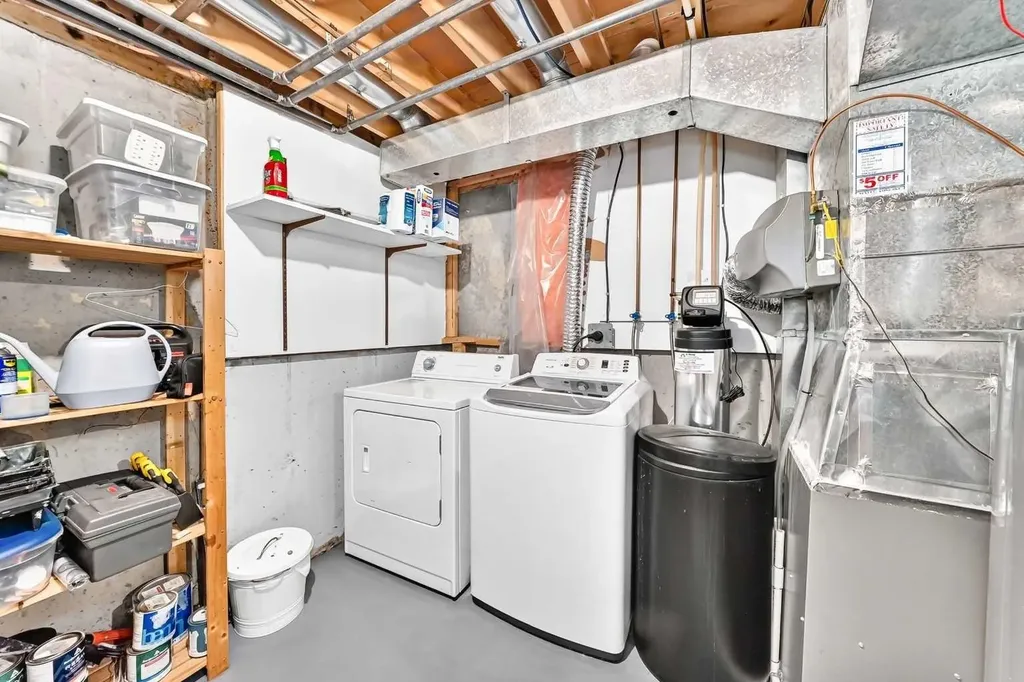 185 Woodridge Drive SW Calgary AB T2W 3X7