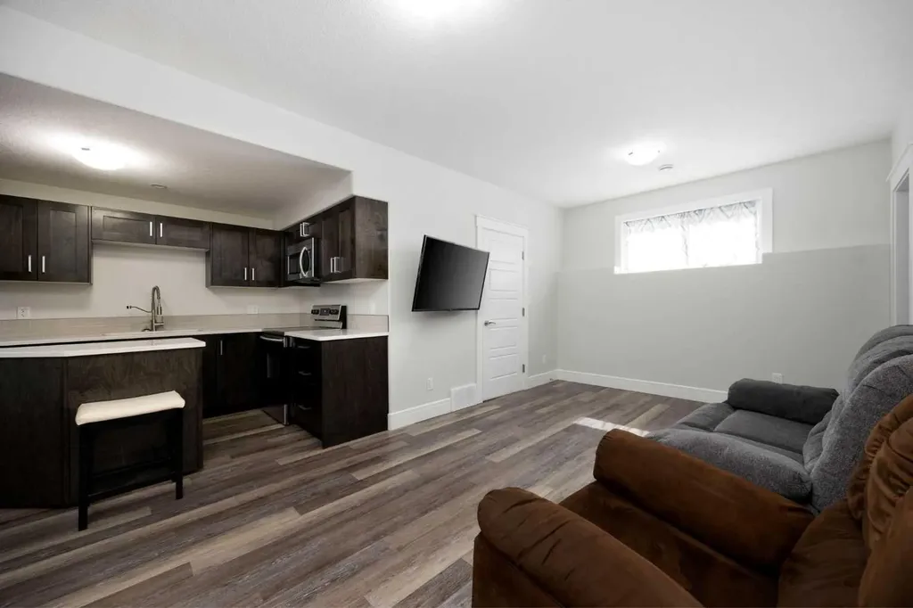 148 Beaconwood Place Fort Mcmurray AB T9H 2T1