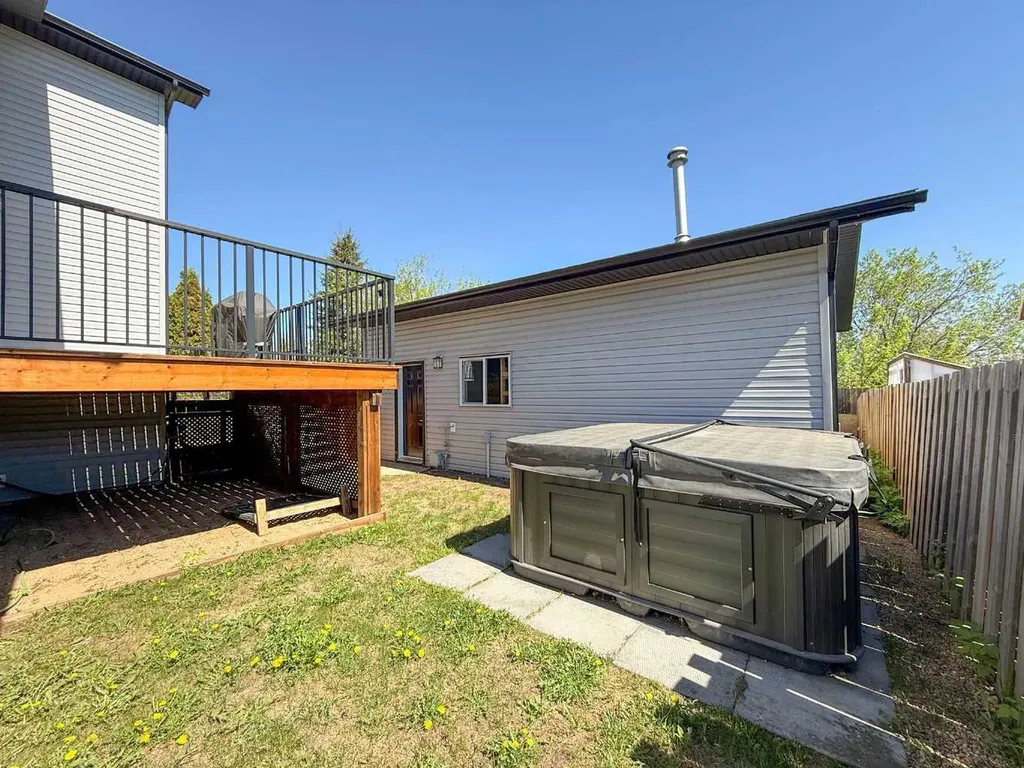 148 Beaconwood Place Fort Mcmurray AB T9H 2T1