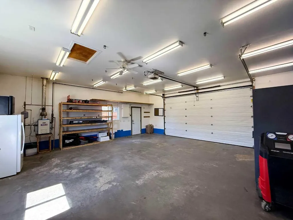 148 Beaconwood Place Fort Mcmurray AB T9H 2T1
