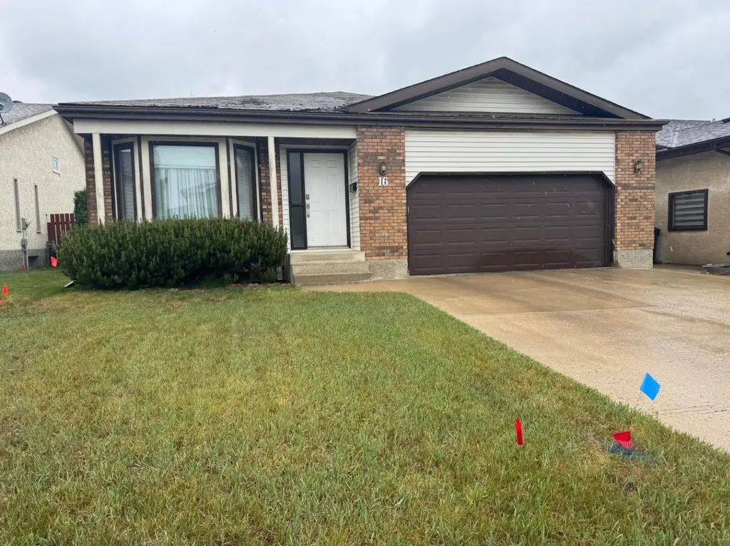 16 Hermary Street Red Deer AB T4N 6E7