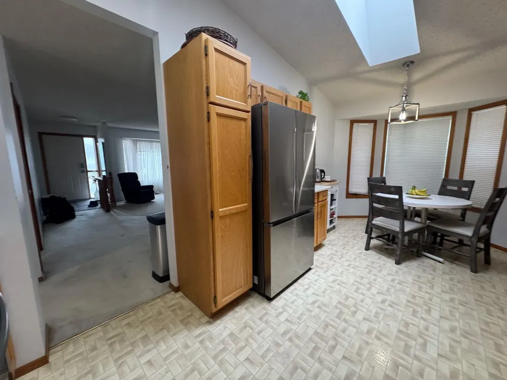 16 Hermary Street Red Deer AB T4N 6E7