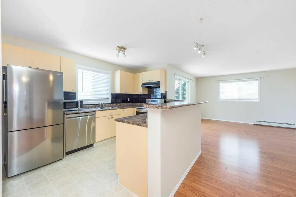 4975 130 Avenue SE Calgary AB T2Z4M4