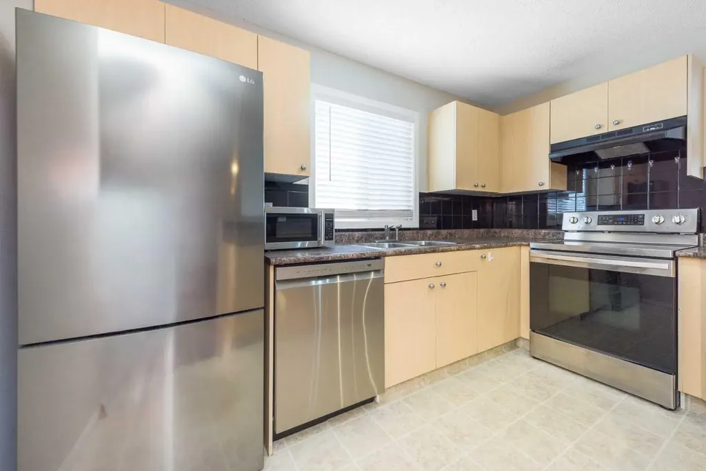 4975 130 Avenue SE Calgary AB T2Z4M4