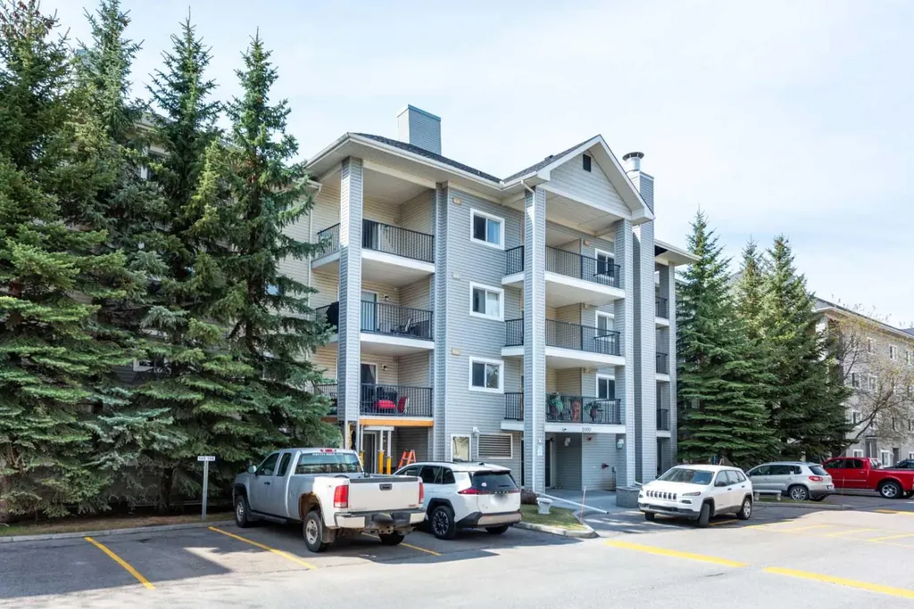 4975 130 Avenue SE Calgary AB T2Z4M4