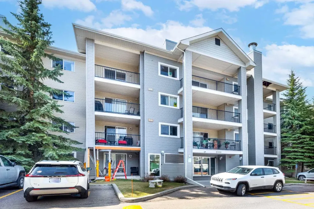 4975 130 Avenue SE Calgary AB T2Z4M4