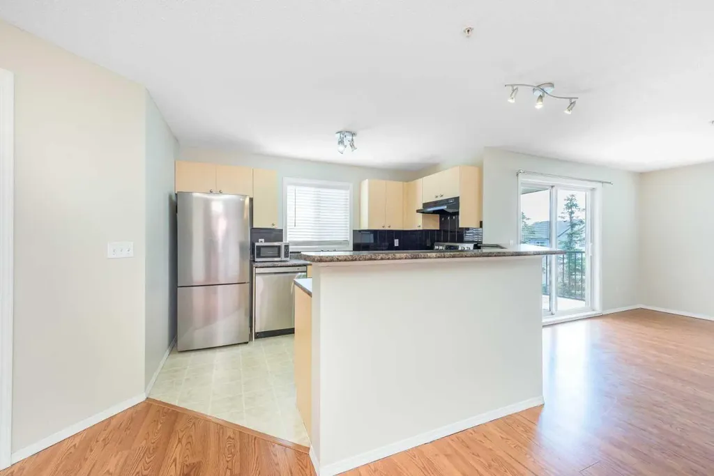 4975 130 Avenue SE Calgary AB T2Z4M4