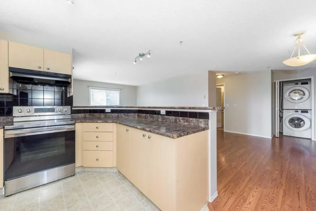 4975 130 Avenue SE Calgary AB T2Z4M4