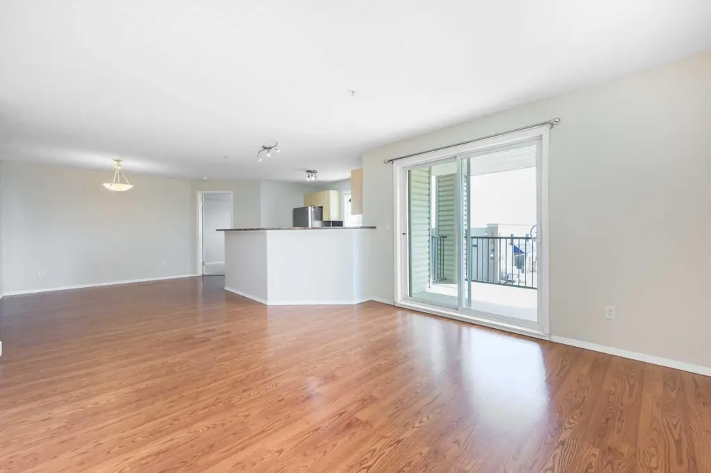 4975 130 Avenue SE Calgary AB T2Z4M4