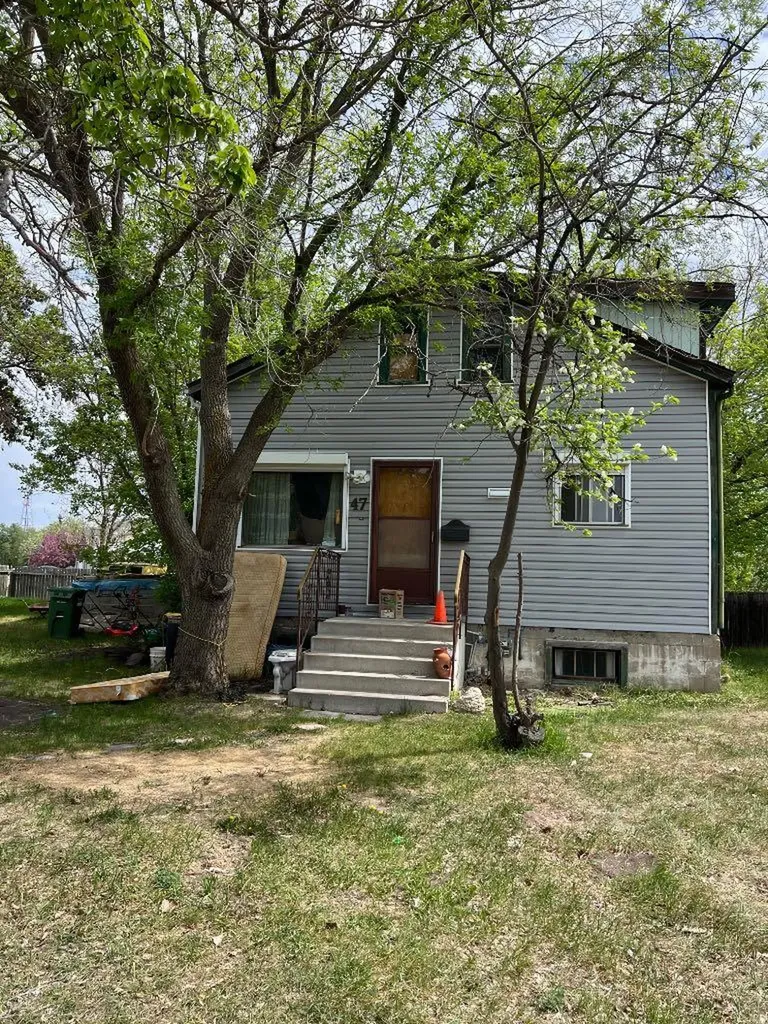 47 Howlett Avenue Red Deer AB T4N 6K2