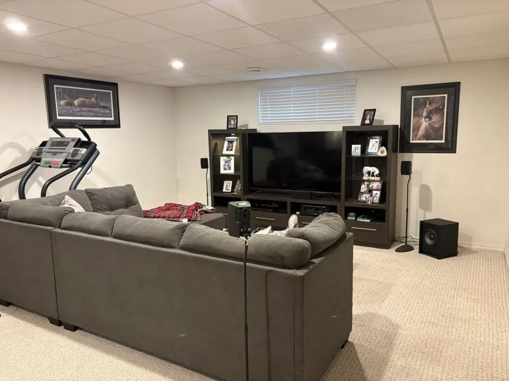 5316 43 Street Wetaskiwin AB T9A3T1