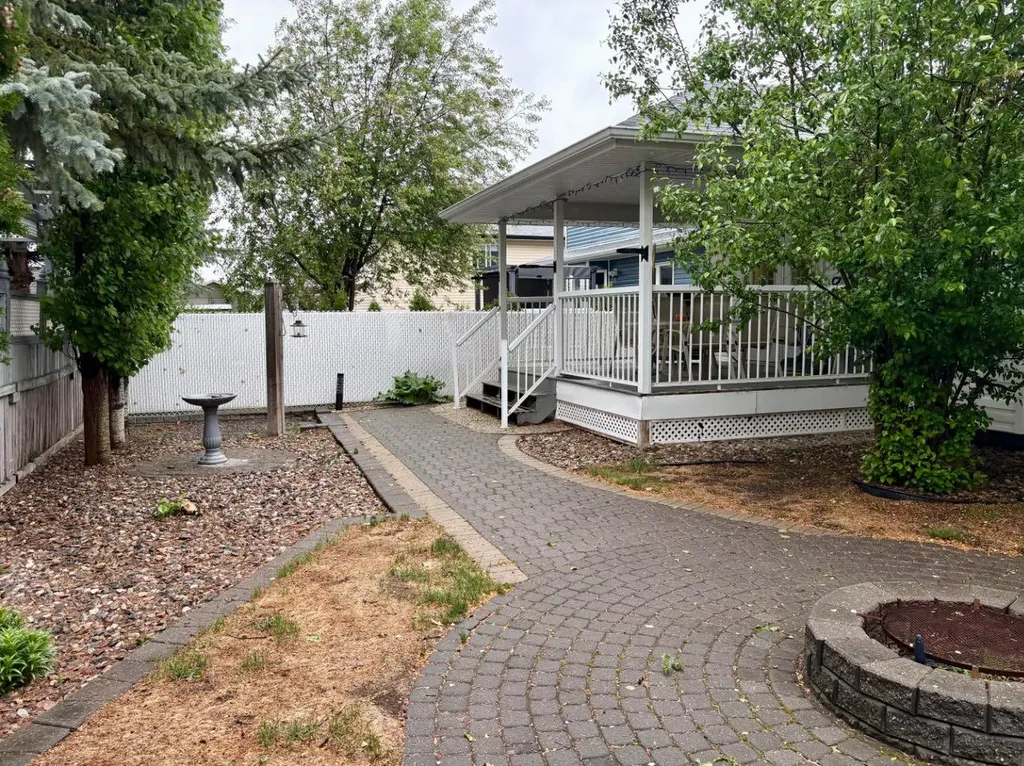 5316 43 Street Wetaskiwin AB T9A3T1