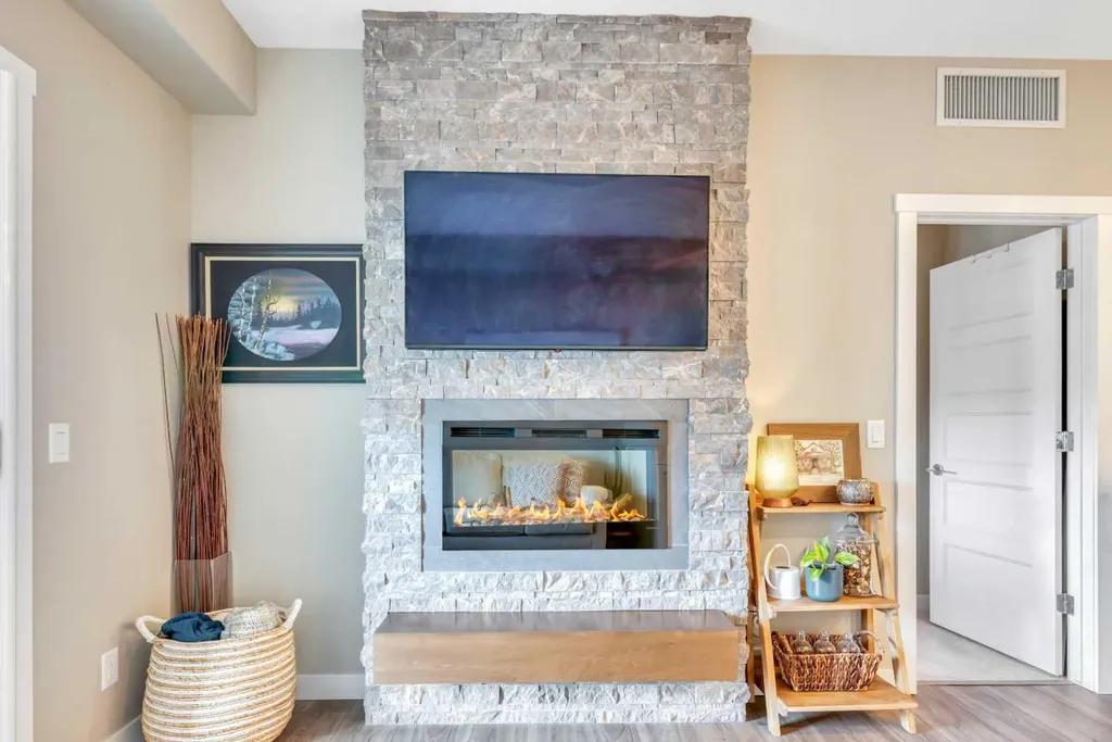 55 Wolf Hollow Crescent SE Calgary AB T2X 5K9