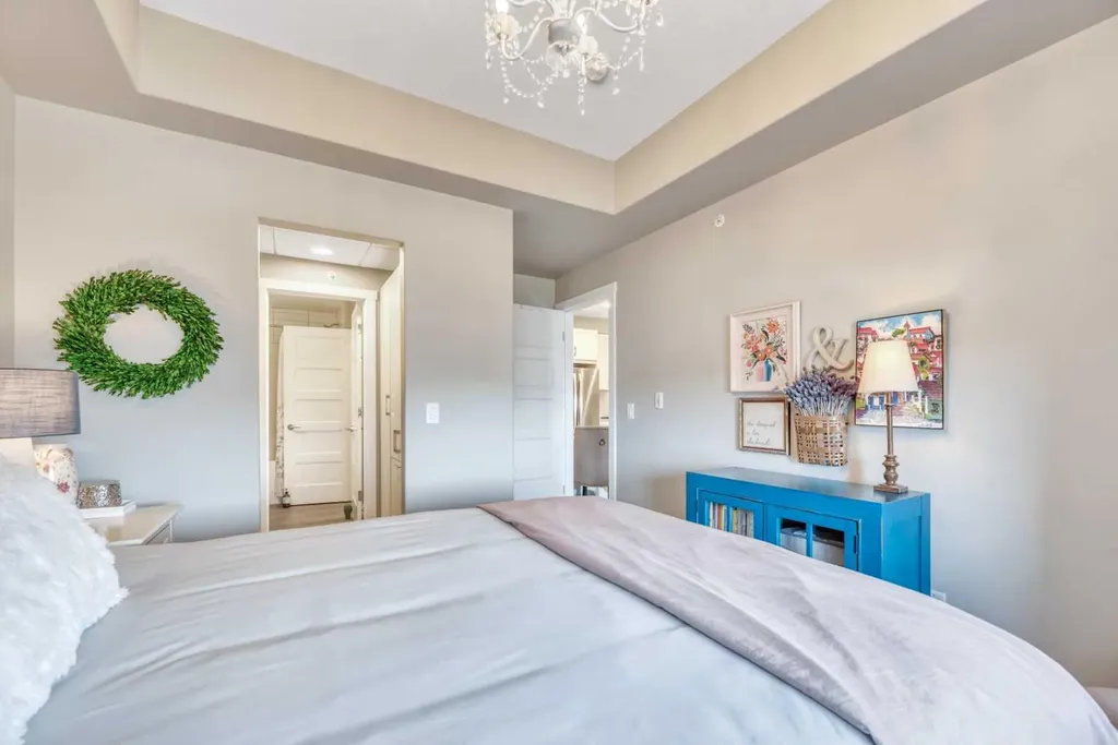 55 Wolf Hollow Crescent SE Calgary AB T2X 5K9