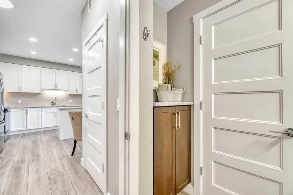 55 Wolf Hollow Crescent SE Calgary AB T2X 5K9