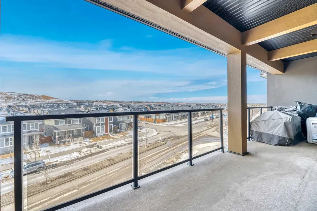 55 Wolf Hollow Crescent SE Calgary AB T2X 5K9