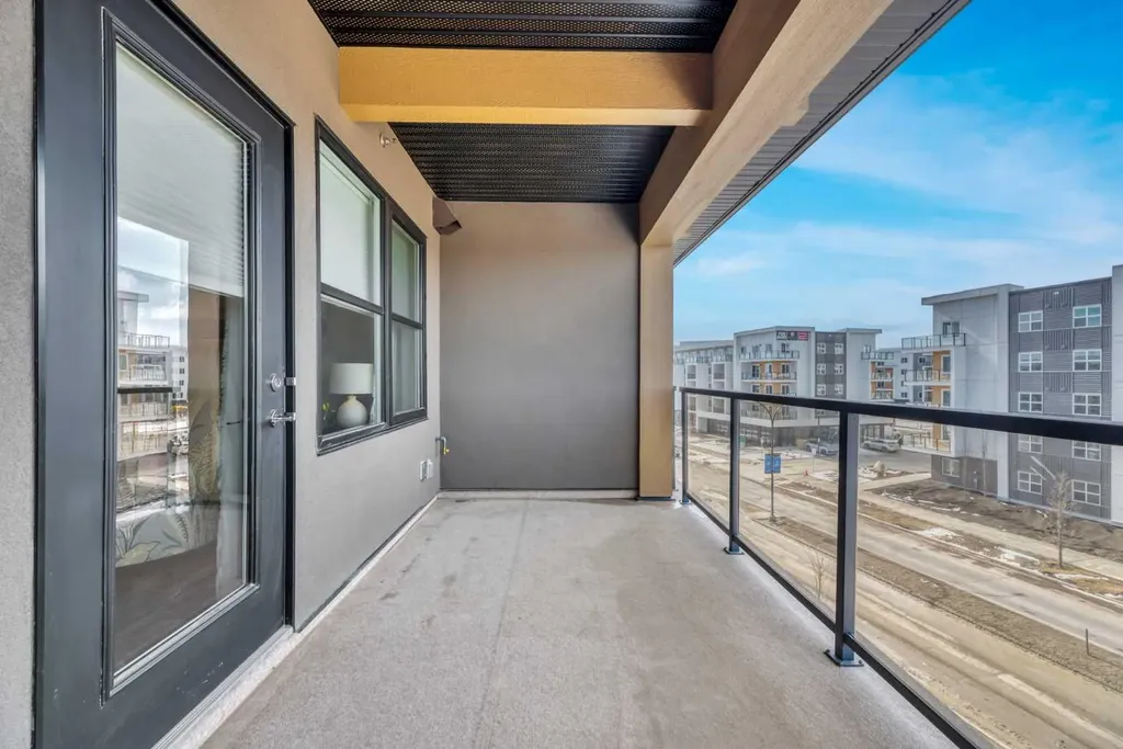 55 Wolf Hollow Crescent SE Calgary AB T2X 5K9