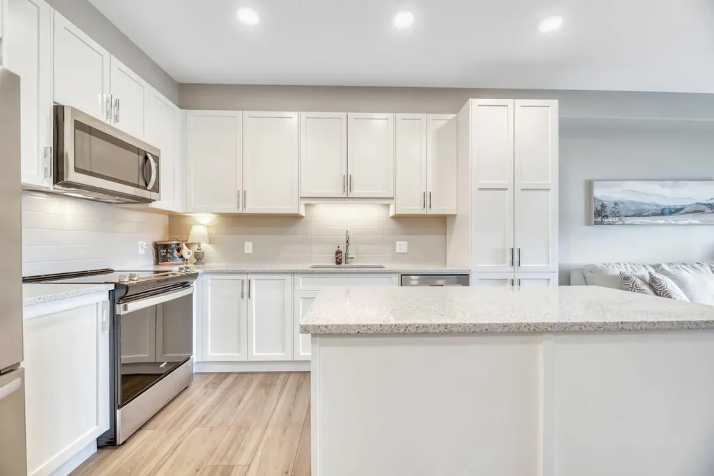 55 Wolf Hollow Crescent SE Calgary AB T2X 5K9