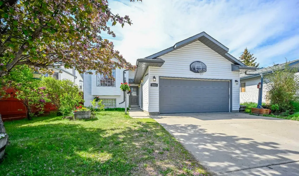 9123 105 Avenue Grande Prairie AB T8H 1H7