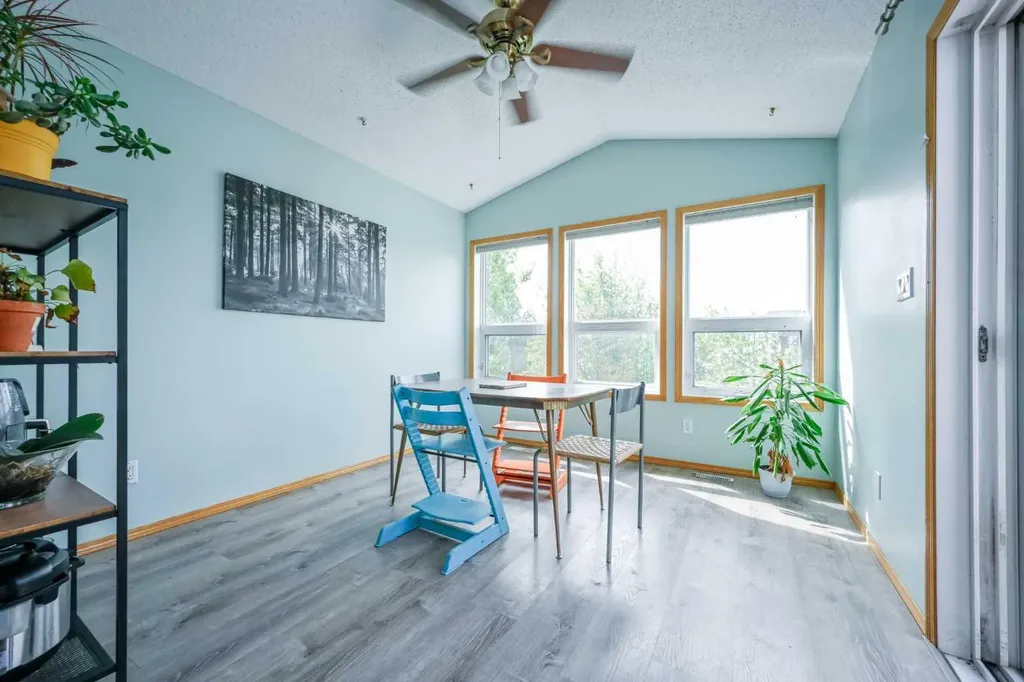 9123 105 Avenue Grande Prairie AB T8H 1H7