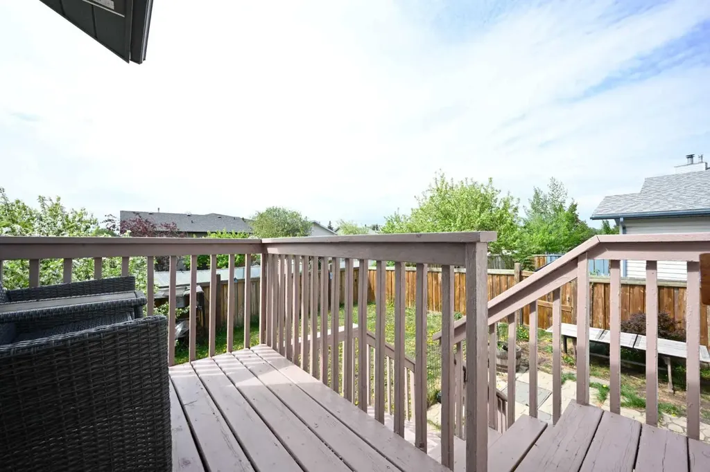 9123 105 Avenue Grande Prairie AB T8H 1H7