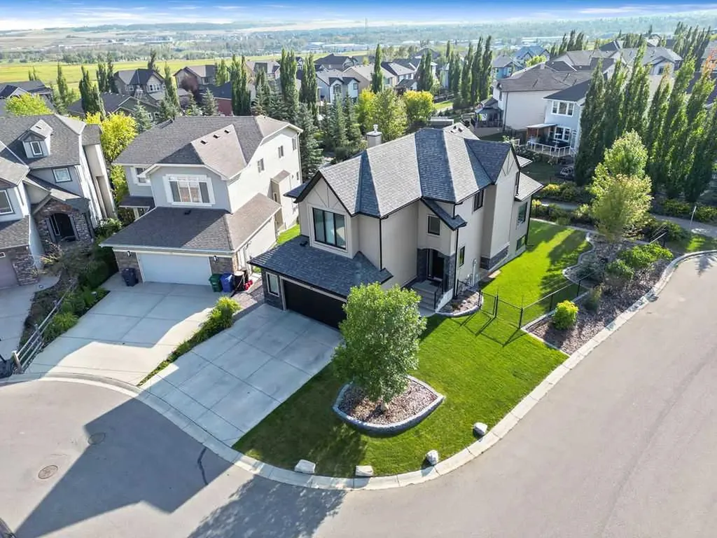 41 Drake Landing Crescent Okotoks AB T1S 0E7
