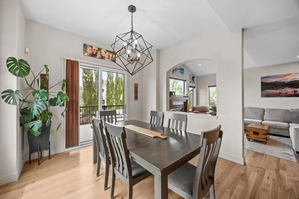 41 Drake Landing Crescent Okotoks AB T1S 0E7
