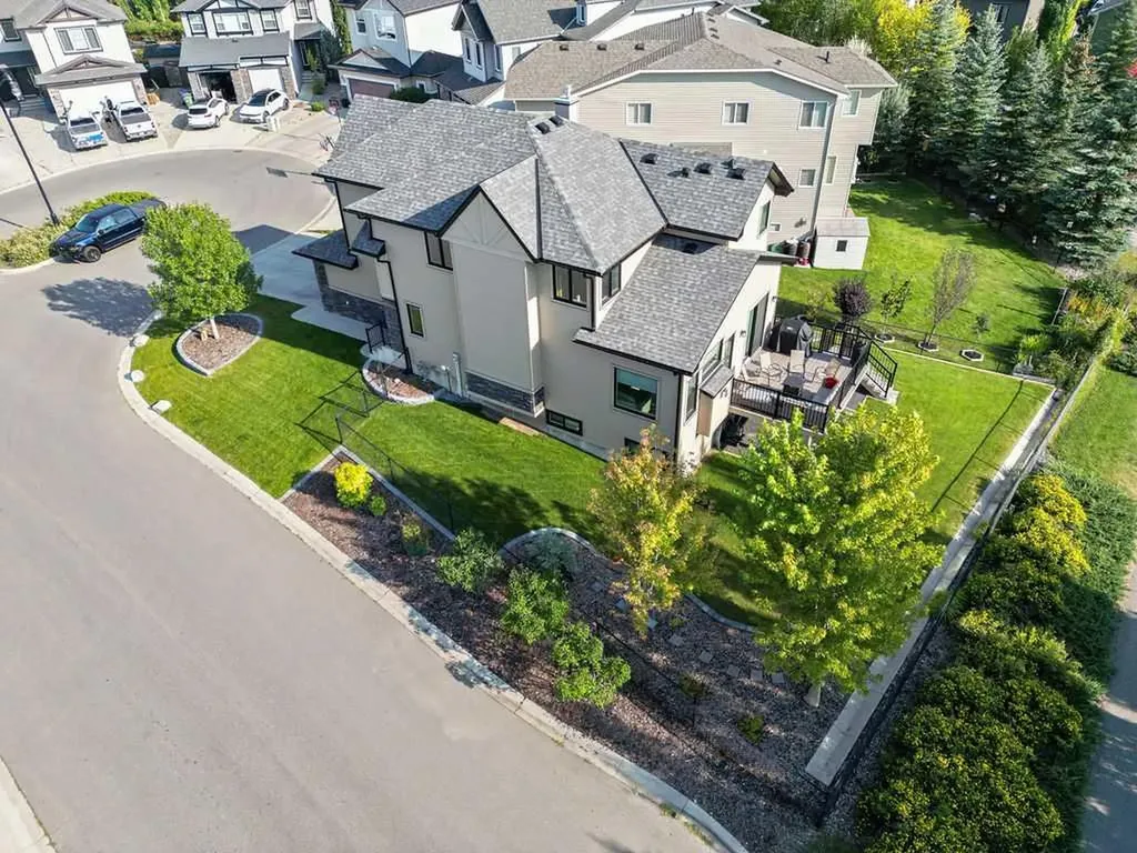41 Drake Landing Crescent Okotoks AB T1S 0E7