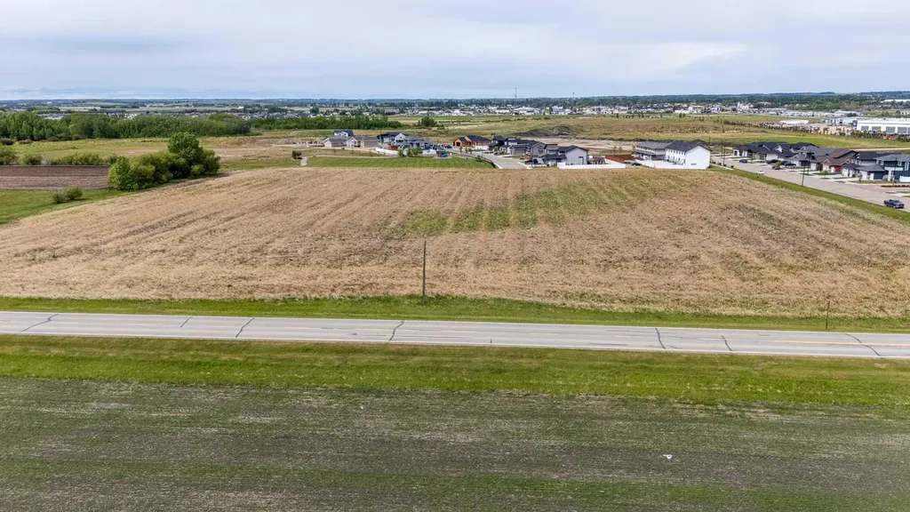 4602 34 Street Lacombe AB T4L 0B0
